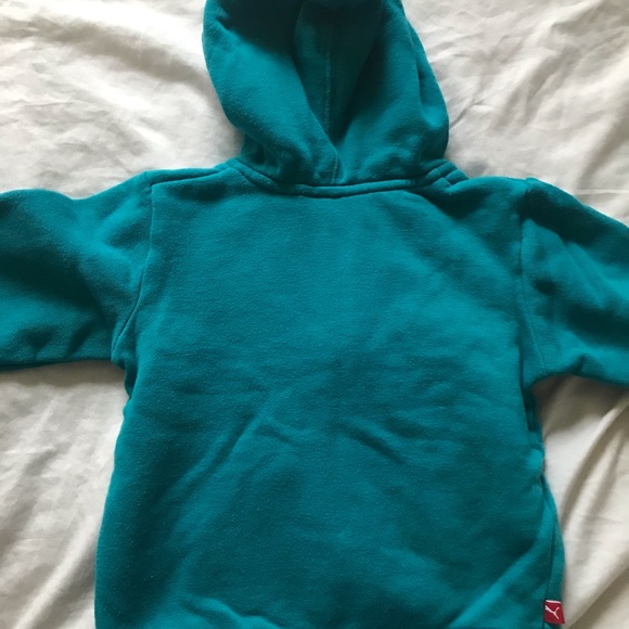 Girls 4T Blue and Pink Puma Sweater - Picture 3 of 4